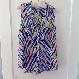 Trina Turk sleeveless multi silk blouse size L, EUC